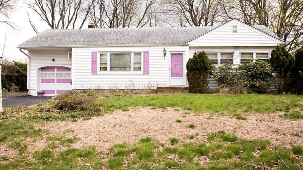 Worst mistakes home sellers can make