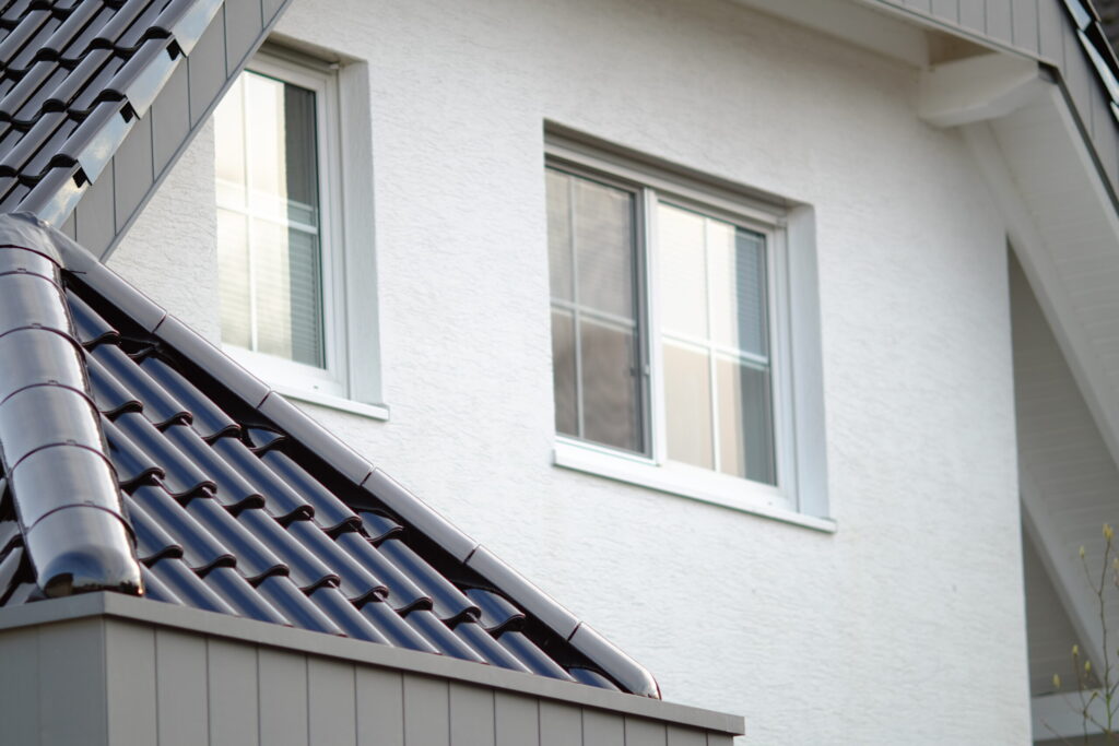 Aislar ventanas para ahorro energético en la Costa del Sol. Insulate windows for energy savings on the Costa del Sol