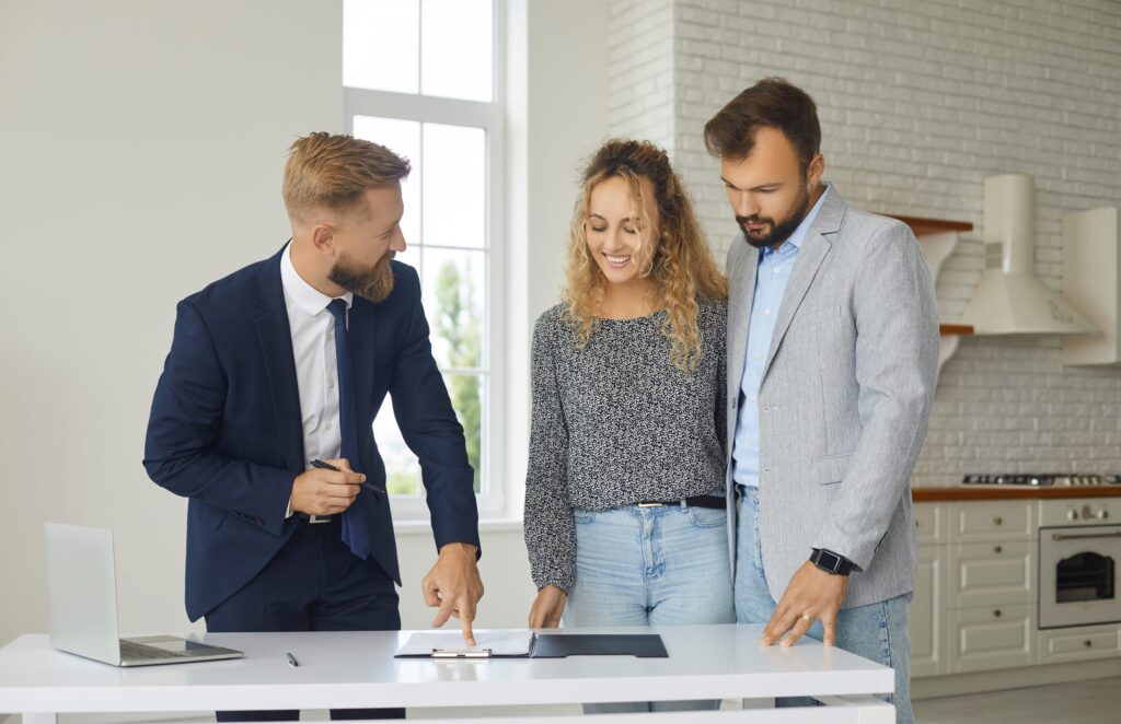 Agent representing sellers - Agente representante de vendedores.