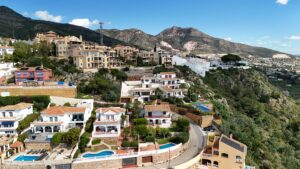 Comprar casa en Benalmádena. Buy your house in Benalmádena. Acheter ta maison a Benalmadena.
