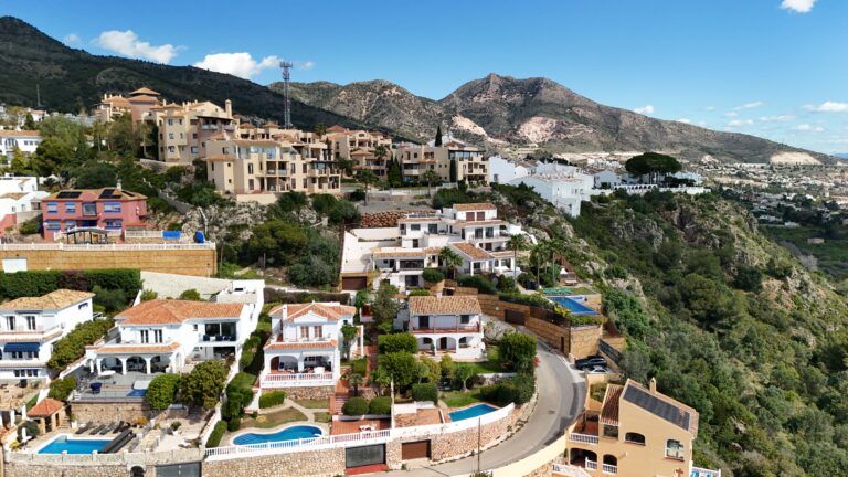 Comprar casa en Benalmádena. Buy your house in Benalmádena. Acheter ta maison a Benalmadena.