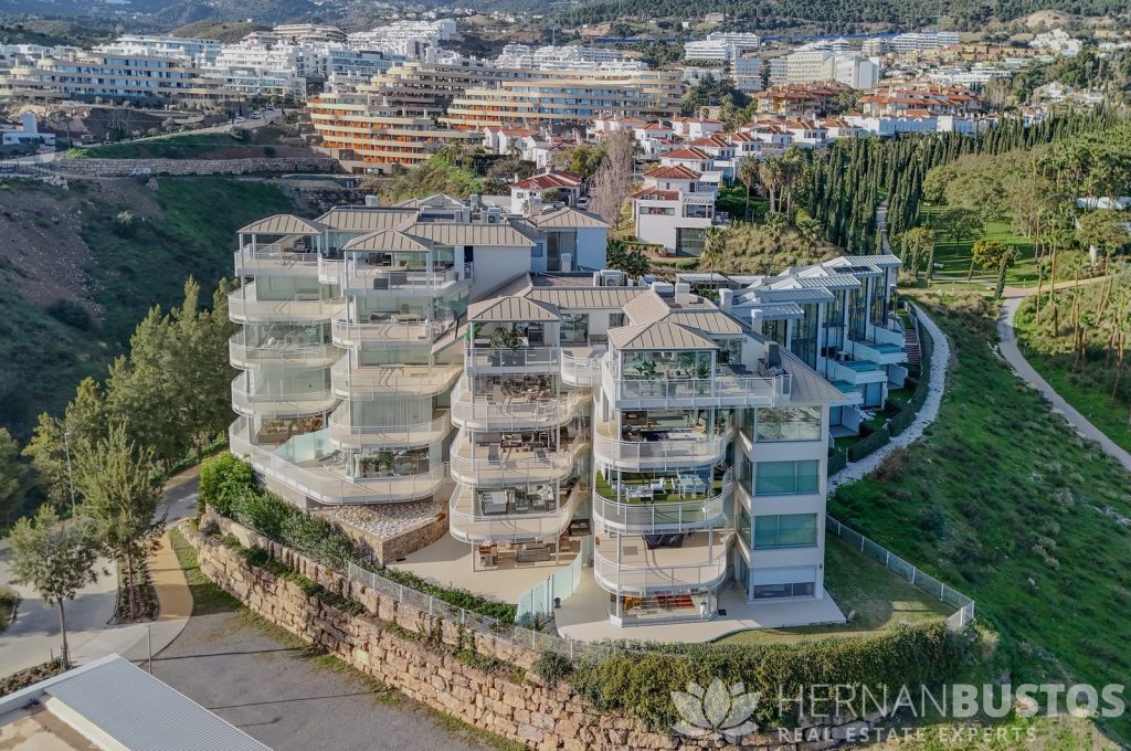 Peninsula Dream The premier penthouse in Reserva del Higueron by Hernan Bustos Real Estate Experts