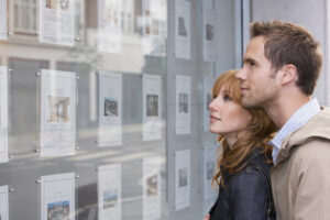 Las 10 preguntas y preocupaciones de compradores inmobiliarios extranjeros. The 10 questions and concerns of foreign property buyers. Les 10 questions et préoccupations des acheteurs immobiliers étrangers.