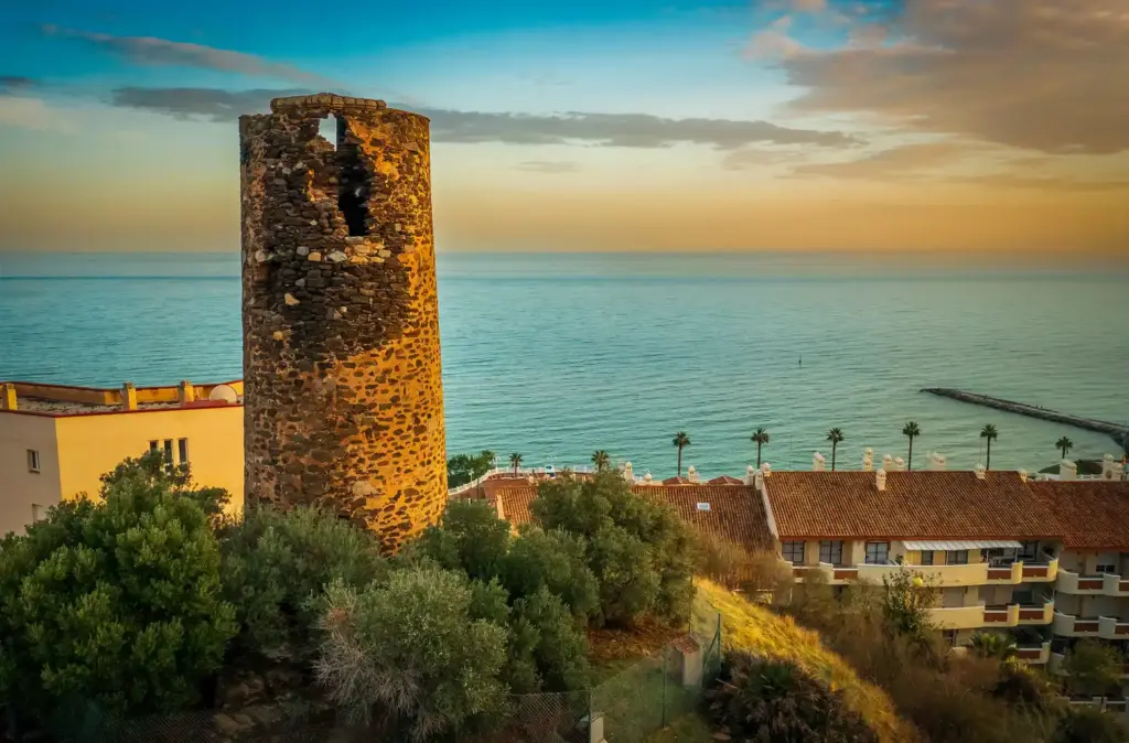 torrequebrada hernán bustos real estate experts